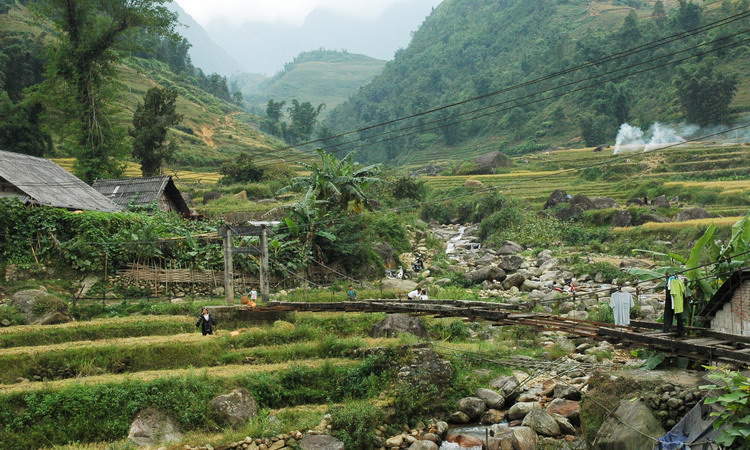 Ta Van Village