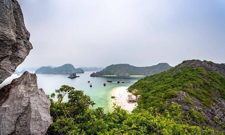 Lan Ha Bay and Island