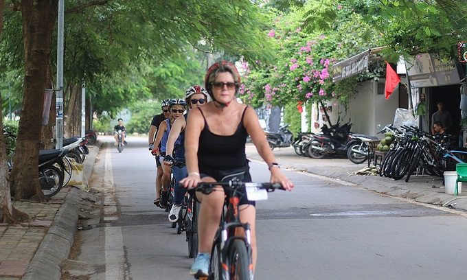 Hanoi among world's most ideal cycling destinations: Booking.com