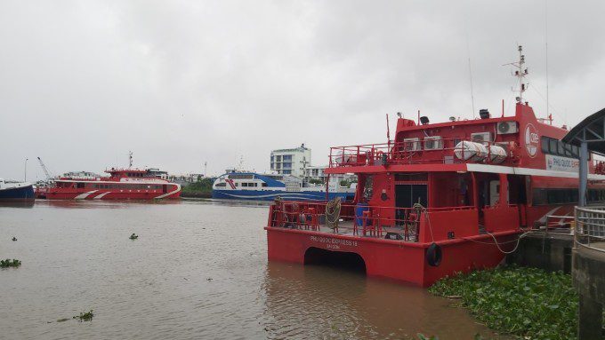 Rough sea again hits ferry services to Phu Quoc