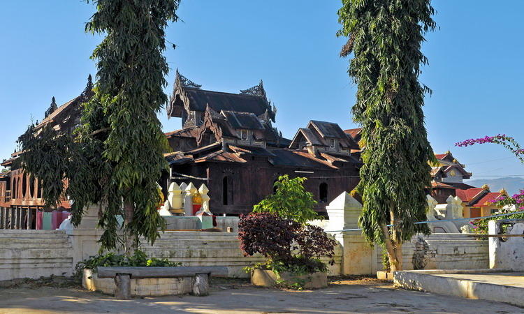 Shwe Yan Pyay Monastery 