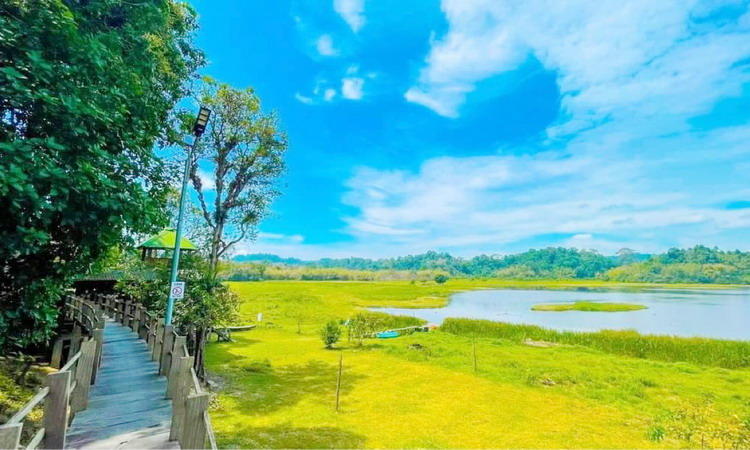 Vietnam adventure tour 