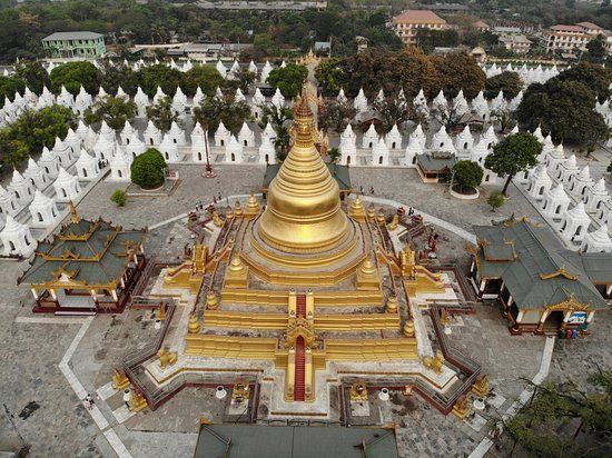 Kuthodaw pagoda Myamnar